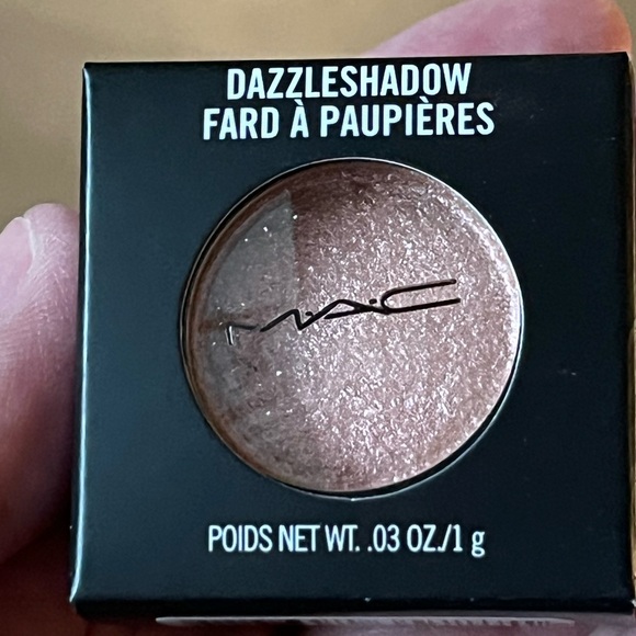 NWT Make Up Bundle. MAC Eyeshadow and Mascara, Too Faced Concealer & Clinique - Picture 2 of 9